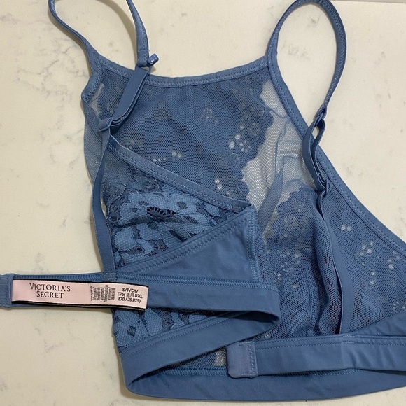 VS 👙 LACEY BLUE BRA ✨ SIZE S ✨ SEMI NEW - Picture 4 of 8